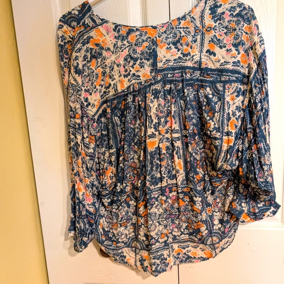 Maeve Anthropologie Gianna Printed Wrap Top Blue Flowy Summer XS - Picture 4 of 5
